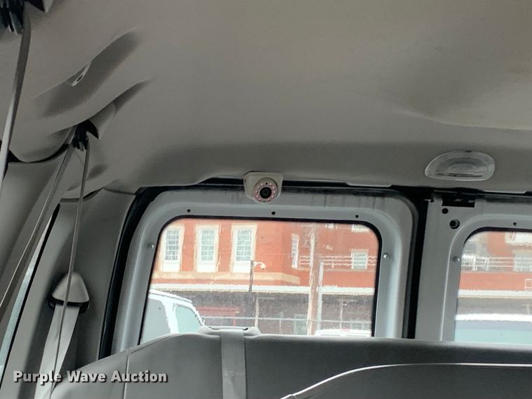 image for item DP8619 2013 Ford E350 Super Duty XL  van