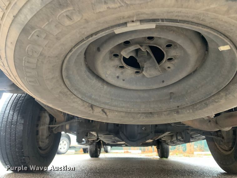 image for item DP8619 2013 Ford E350 Super Duty XL  van