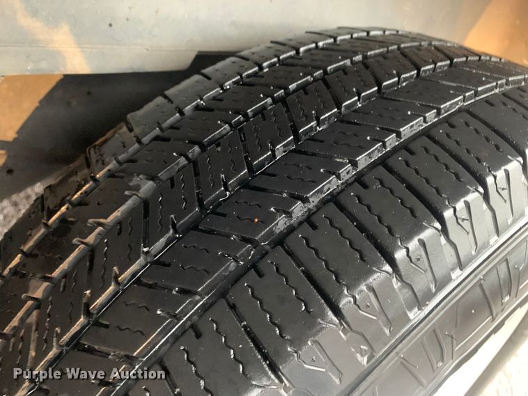 image for item DP8619 2013 Ford E350 Super Duty XL  van