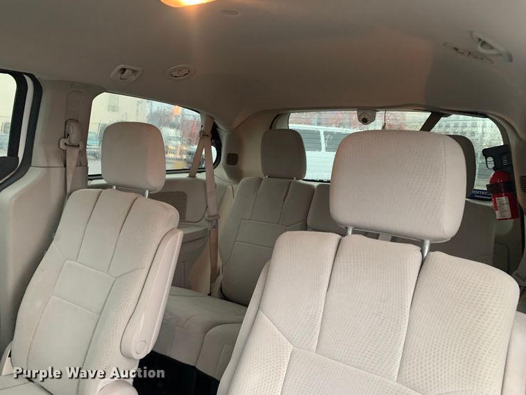 image for item DP8620 2013 Dodge Grand Caravan  van