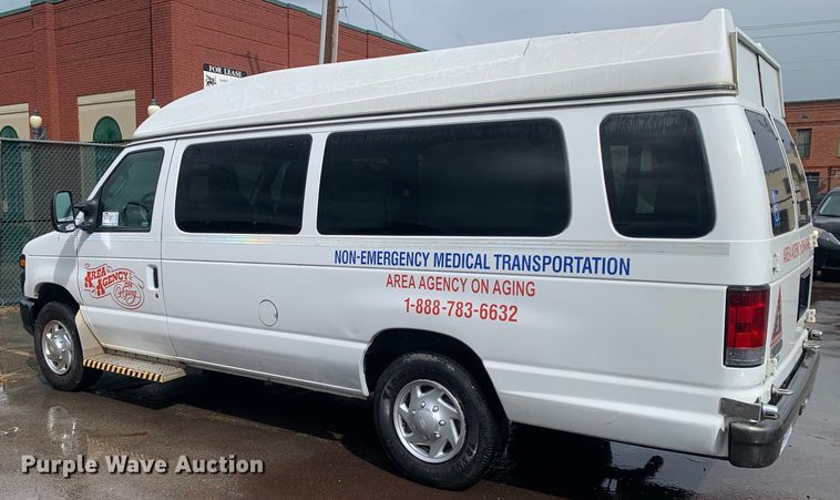 image for item DP8621 2011 Ford E350 Super Duty  van