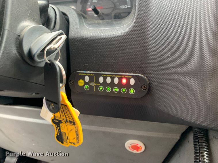 image for item DP8621 2011 Ford E350 Super Duty  van