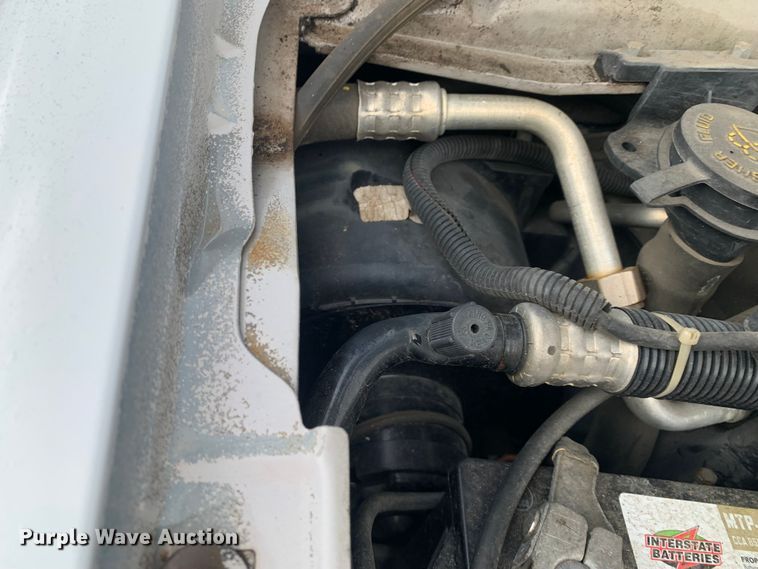 image for item DP8621 2011 Ford E350 Super Duty  van