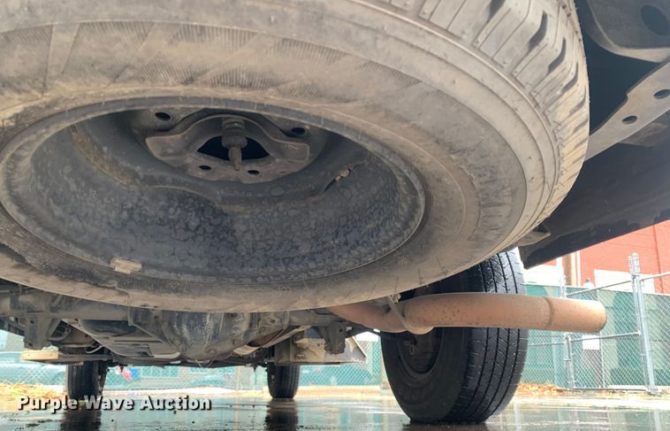 image for item DP8621 2011 Ford E350 Super Duty  van