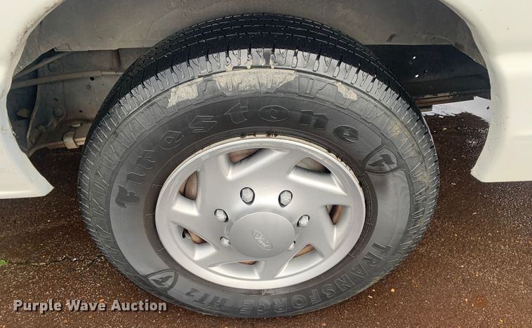 image for item DP8621 2011 Ford E350 Super Duty  van