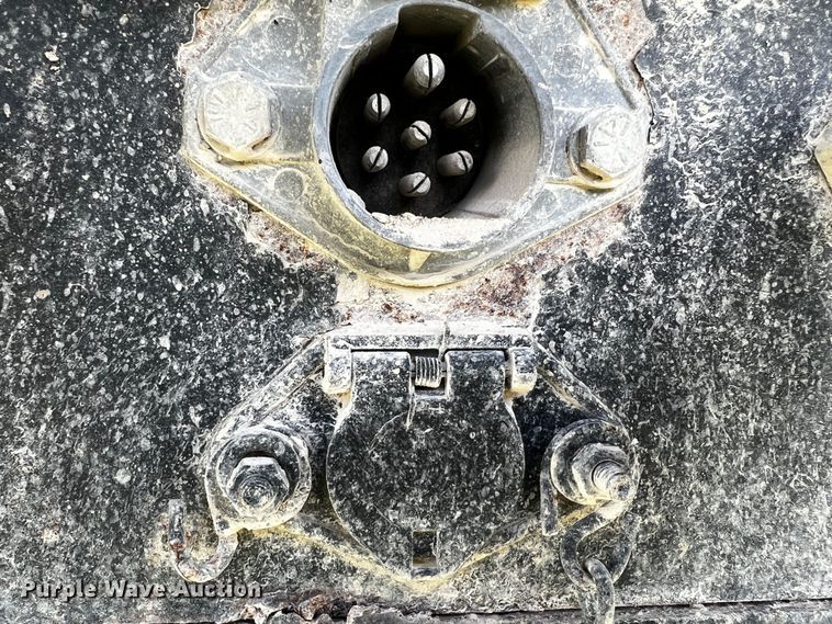 image for item DQ1976 1997 GMC C7500  dump truck