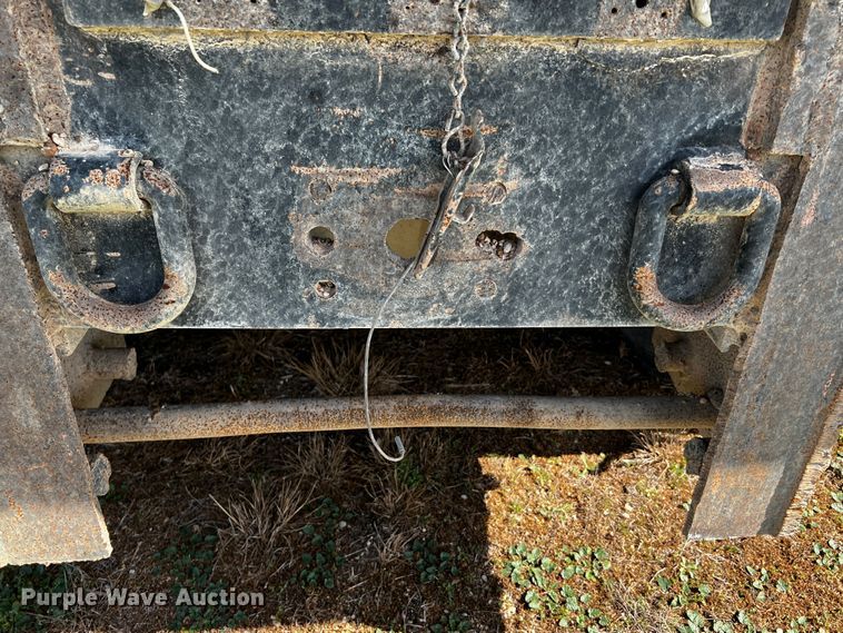 image for item DQ1976 1997 GMC C7500  dump truck