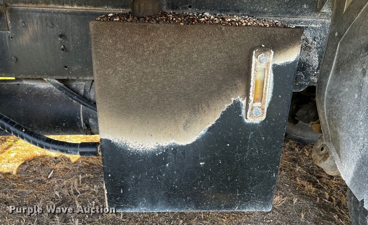 image for item DQ1976 1997 GMC C7500  dump truck