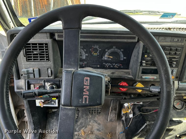 image for item DQ1976 1997 GMC C7500  dump truck