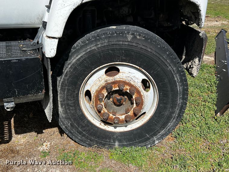 image for item DQ1976 1997 GMC C7500  dump truck