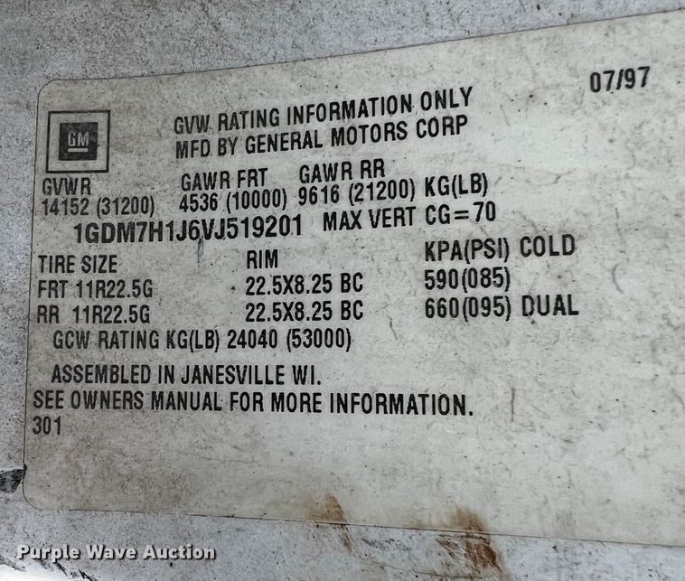 image for item DQ1976 1997 GMC C7500  dump truck