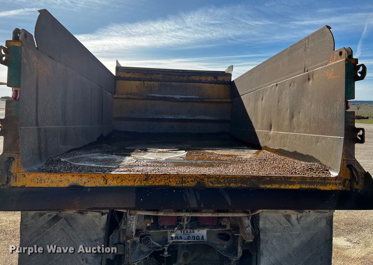 image for item DQ1977 1986 International 1754  dump truck