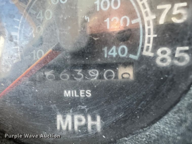 image for item DQ1977 1986 International 1754  dump truck