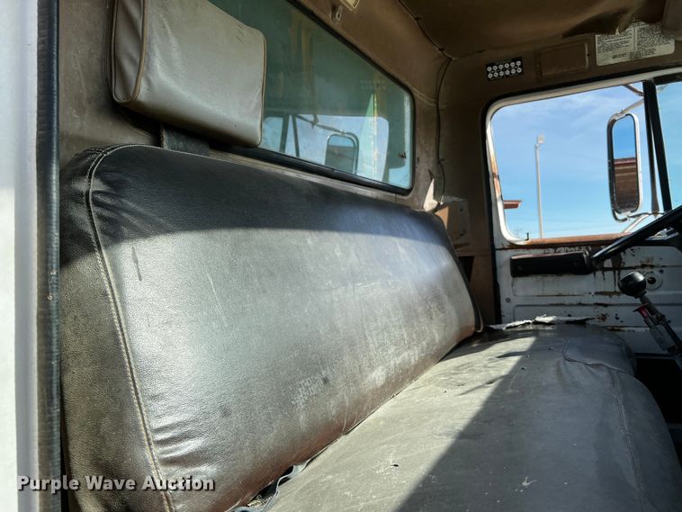 image for item DQ1977 1986 International 1754  dump truck