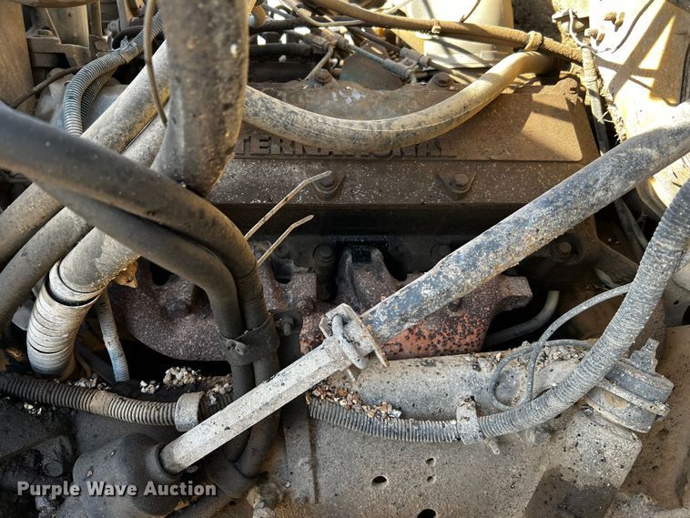 image for item DQ1977 1986 International 1754  dump truck