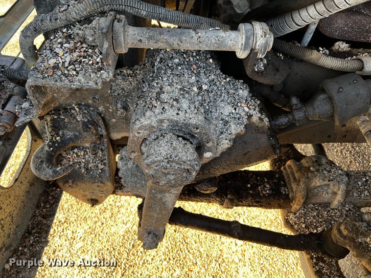 image for item DQ1977 1986 International 1754  dump truck