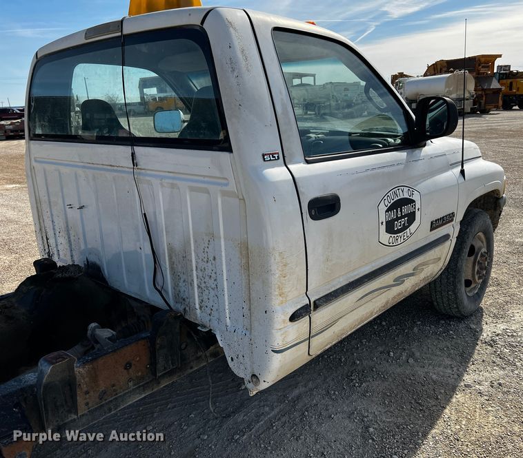 image for item DQ1978 1998 Dodge Ram 3500  pickup truck cab and chassis