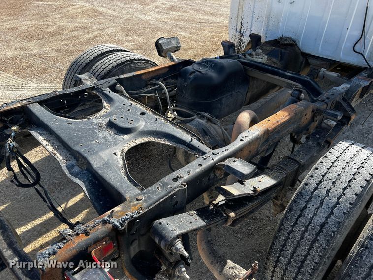 image for item DQ1978 1998 Dodge Ram 3500  pickup truck cab and chassis