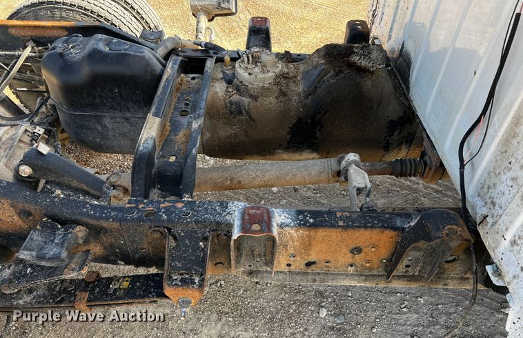 image for item DQ1978 1998 Dodge Ram 3500  pickup truck cab and chassis