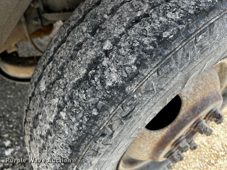 image for item DQ1978 1998 Dodge Ram 3500  pickup truck cab and chassis