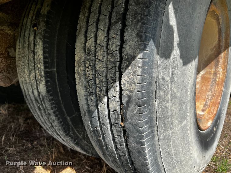 image for item DQ1979 1974 Muv-All 45 34A  drop deck equipment trailer