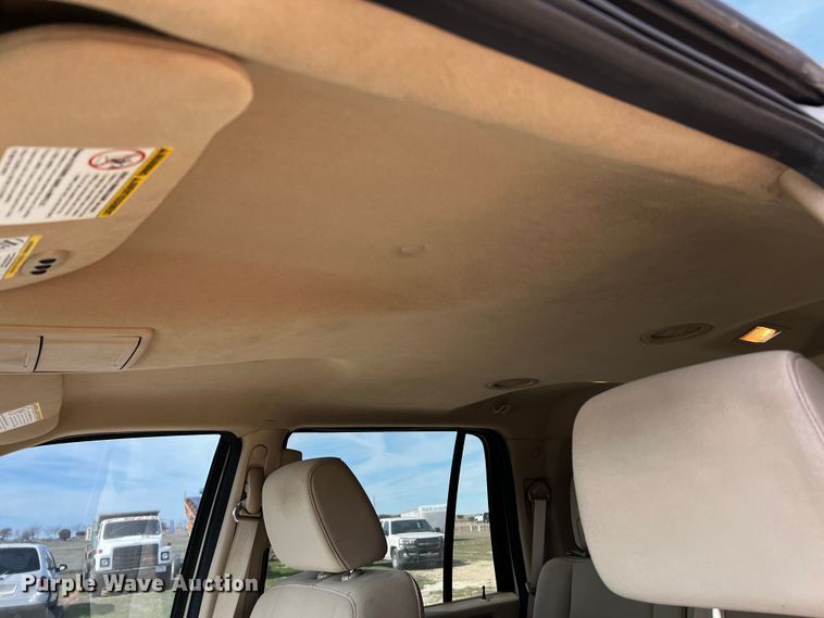 image for item DQ1980 2008 Ford Expedition XLT  SUV