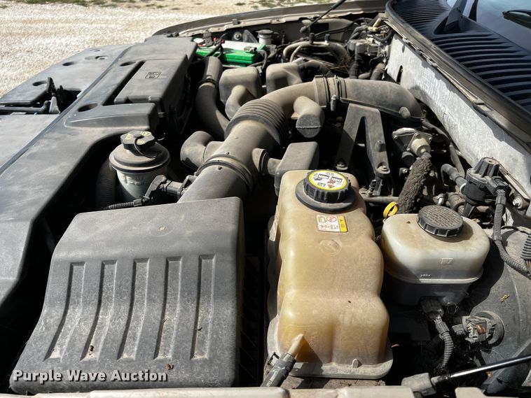 image for item DQ1980 2008 Ford Expedition XLT  SUV