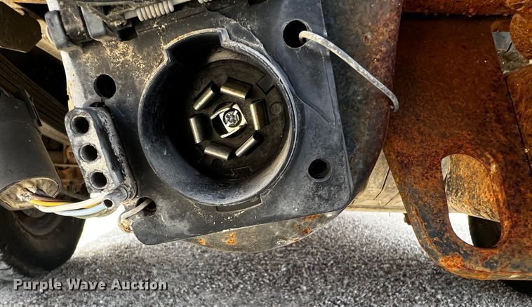 image for item DQ1981 2004 Chevrolet Silverado 1500  Ext. Cab pickup truck