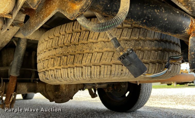 image for item DQ1981 2004 Chevrolet Silverado 1500  Ext. Cab pickup truck