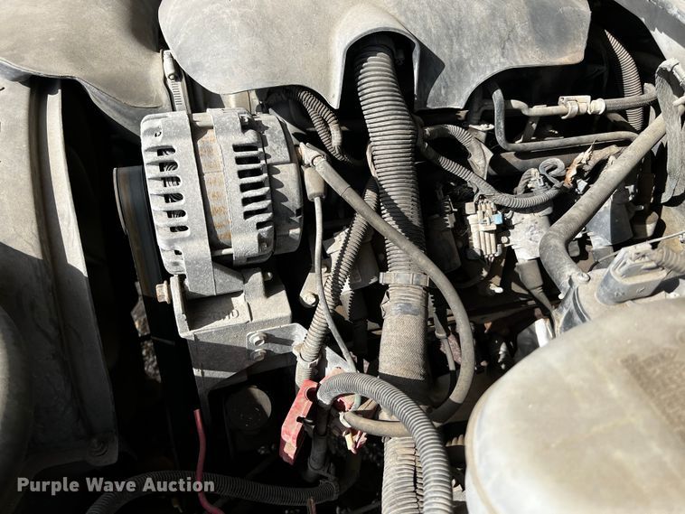 image for item DQ1981 2004 Chevrolet Silverado 1500  Ext. Cab pickup truck