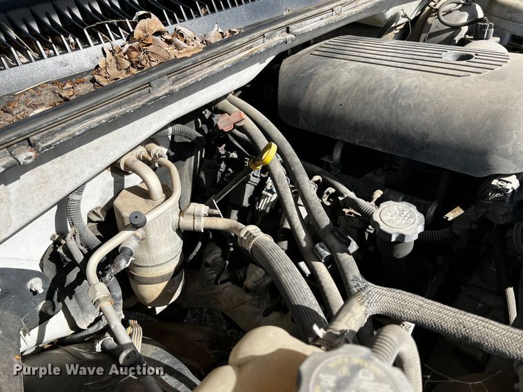 image for item DQ1981 2004 Chevrolet Silverado 1500  Ext. Cab pickup truck