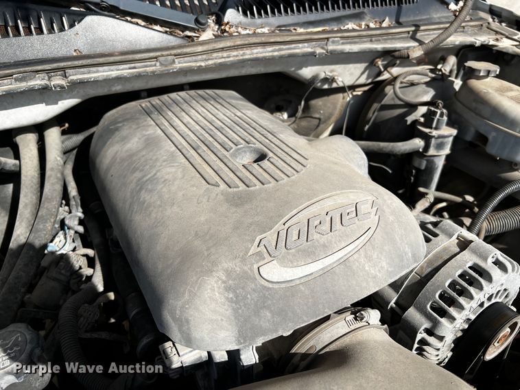 image for item DQ1981 2004 Chevrolet Silverado 1500  Ext. Cab pickup truck