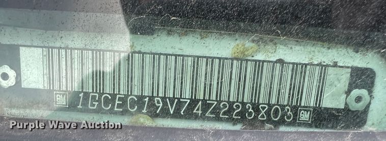 image for item DQ1981 2004 Chevrolet Silverado 1500  Ext. Cab pickup truck