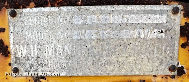 image for item DQ1982 Etnyre  chip spreader