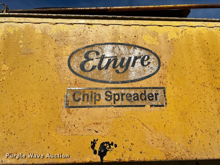 image for item DQ1982 Etnyre  chip spreader