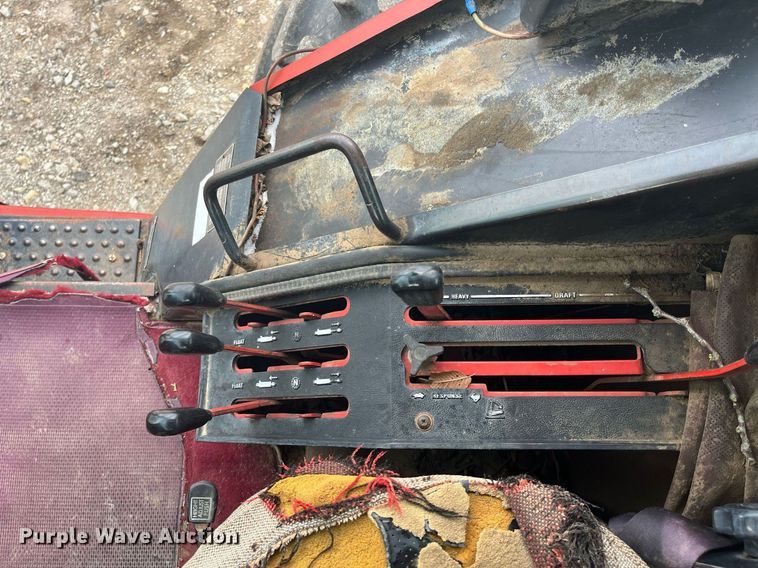 image for item DQ4113 1980 International Harvester 1086  tractor