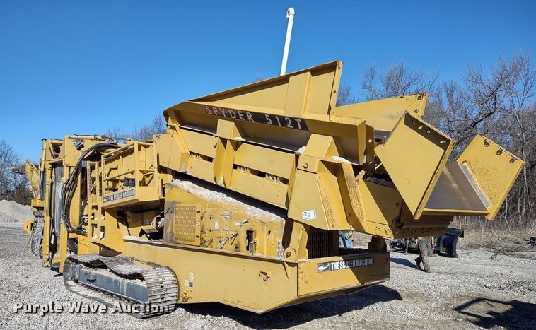 image for item DR8208 The Screen Machine Spyder 512T  screening plant