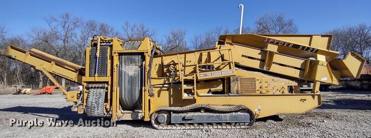 image for item DR8208 The Screen Machine Spyder 512T  screening plant