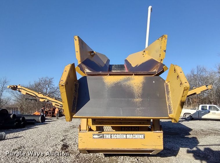 image for item DR8208 The Screen Machine Spyder 512T  screening plant