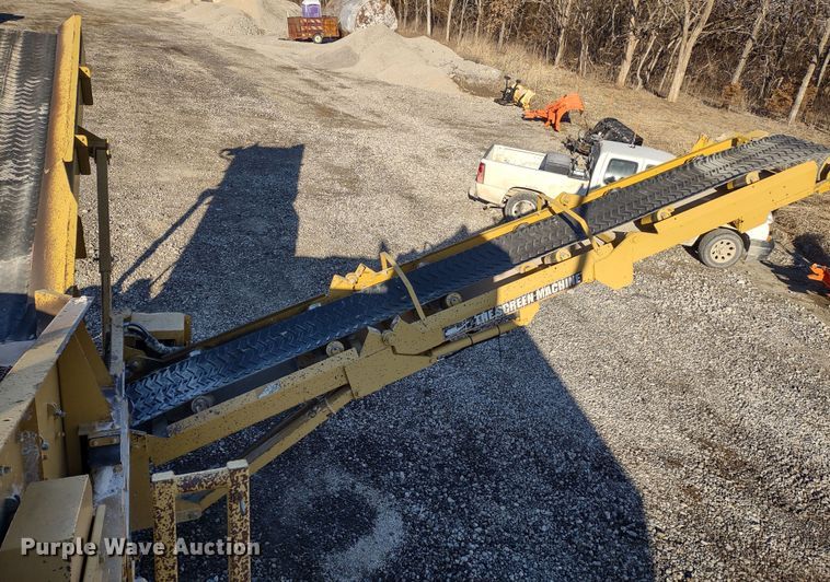 image for item DR8208 The Screen Machine Spyder 512T  screening plant