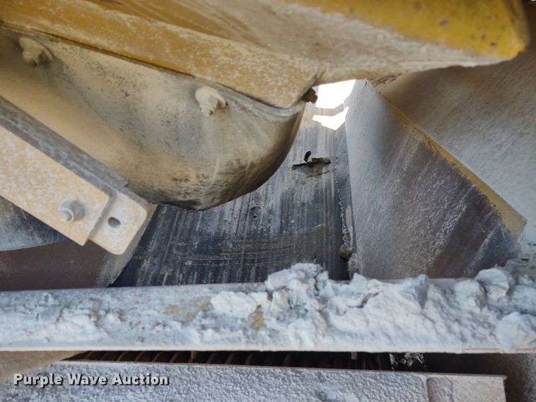 image for item DR8208 The Screen Machine Spyder 512T  screening plant