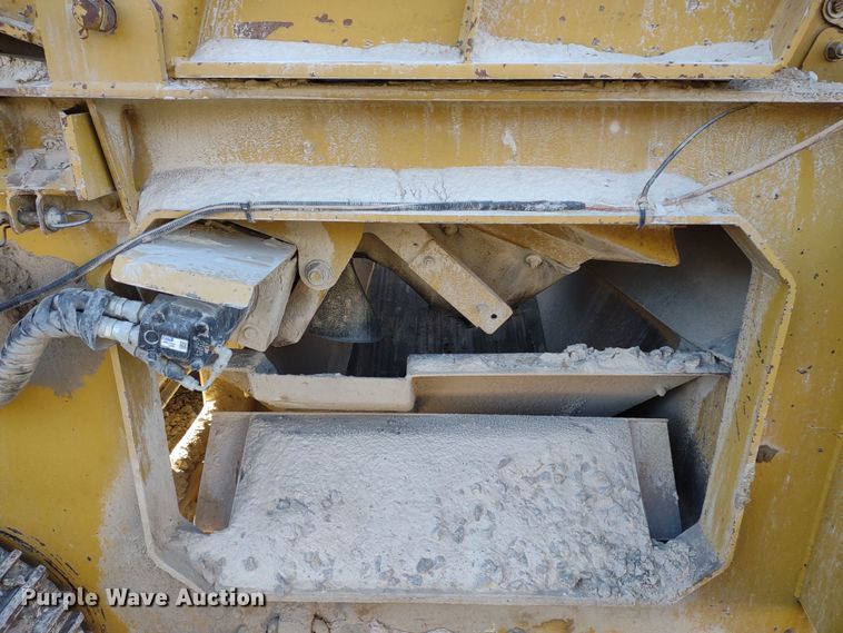 image for item DR8208 The Screen Machine Spyder 512T  screening plant