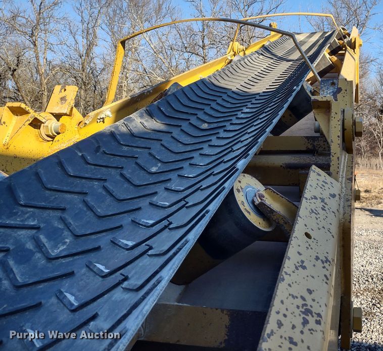 image for item DR8208 The Screen Machine Spyder 512T  screening plant