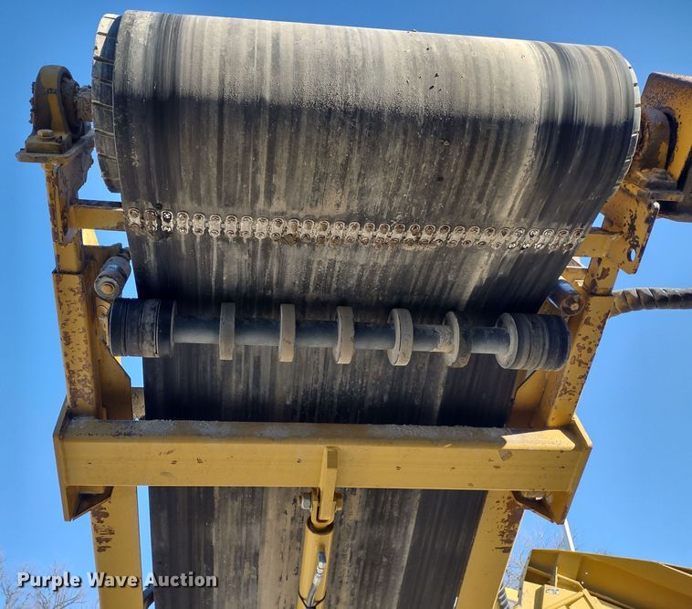 image for item DR8208 The Screen Machine Spyder 512T  screening plant