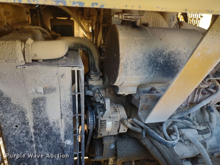 image for item DR8208 The Screen Machine Spyder 512T  screening plant