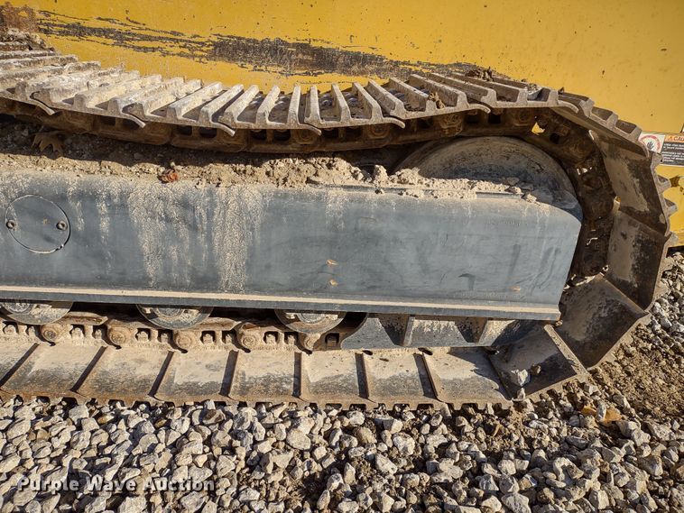 image for item DR8208 The Screen Machine Spyder 512T  screening plant