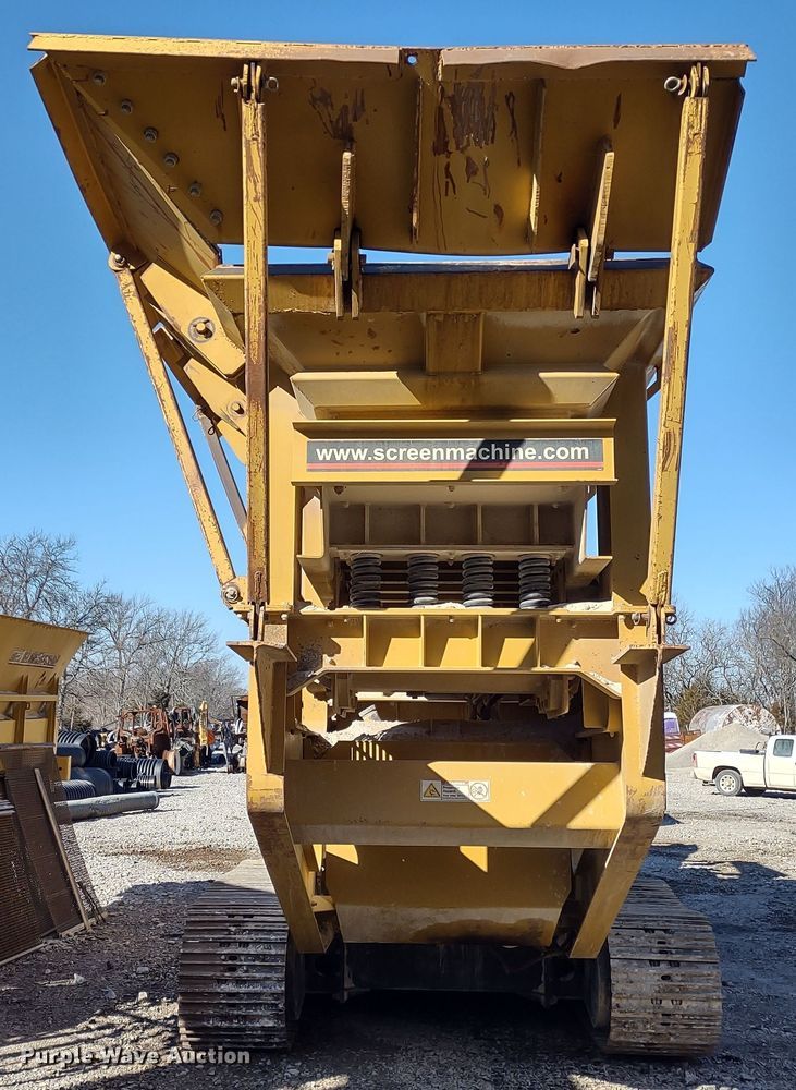 image for item DR8209 Screen Machine 4043T Impact  crusher