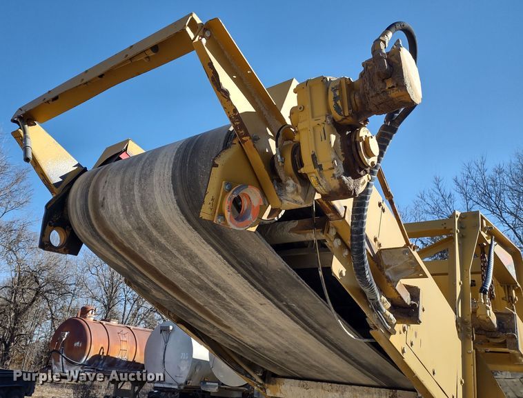 image for item DR8209 Screen Machine 4043T Impact  crusher