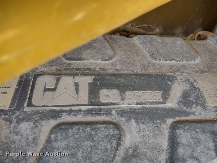 image for item DR8209 Screen Machine 4043T Impact  crusher