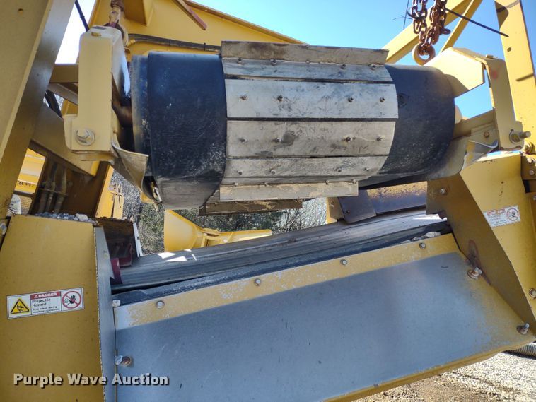 image for item DR8209 Screen Machine 4043T Impact  crusher